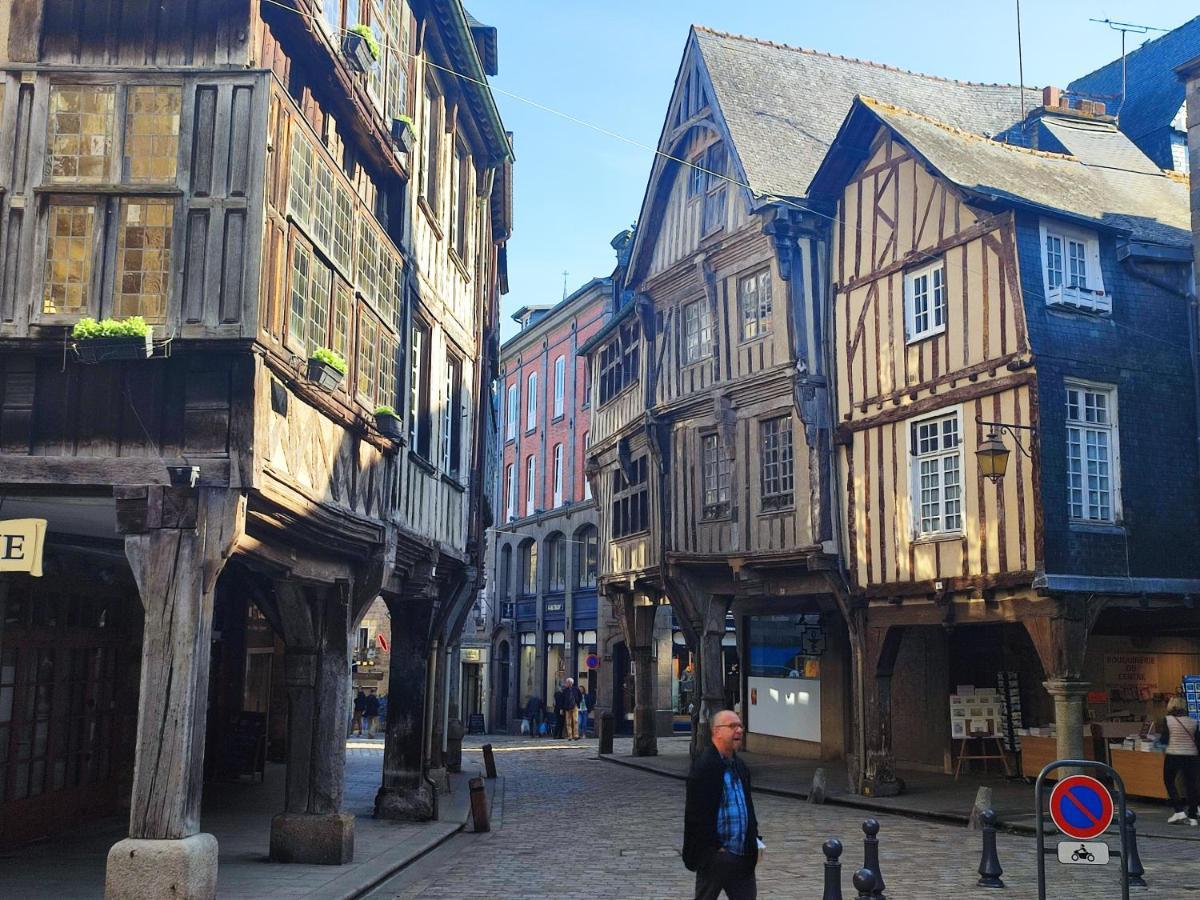 La Re-Naissance Villa Dinan Esterno foto