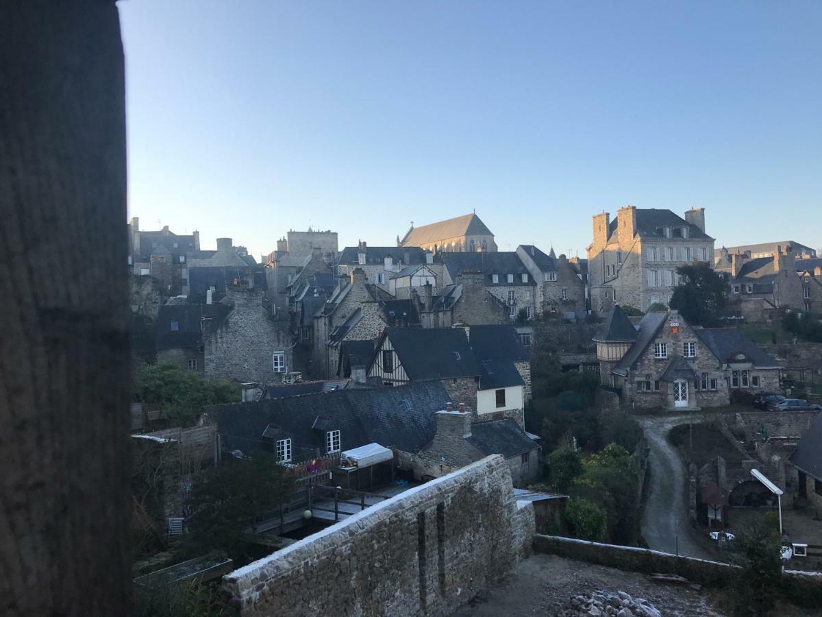 La Re-Naissance Villa Dinan Esterno foto