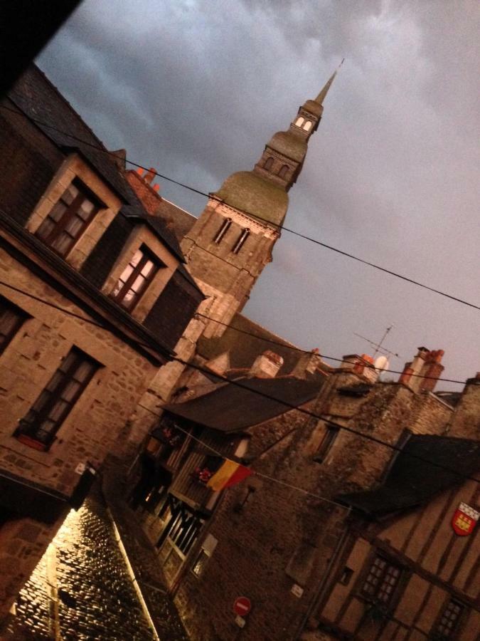 La Re-Naissance Villa Dinan Esterno foto